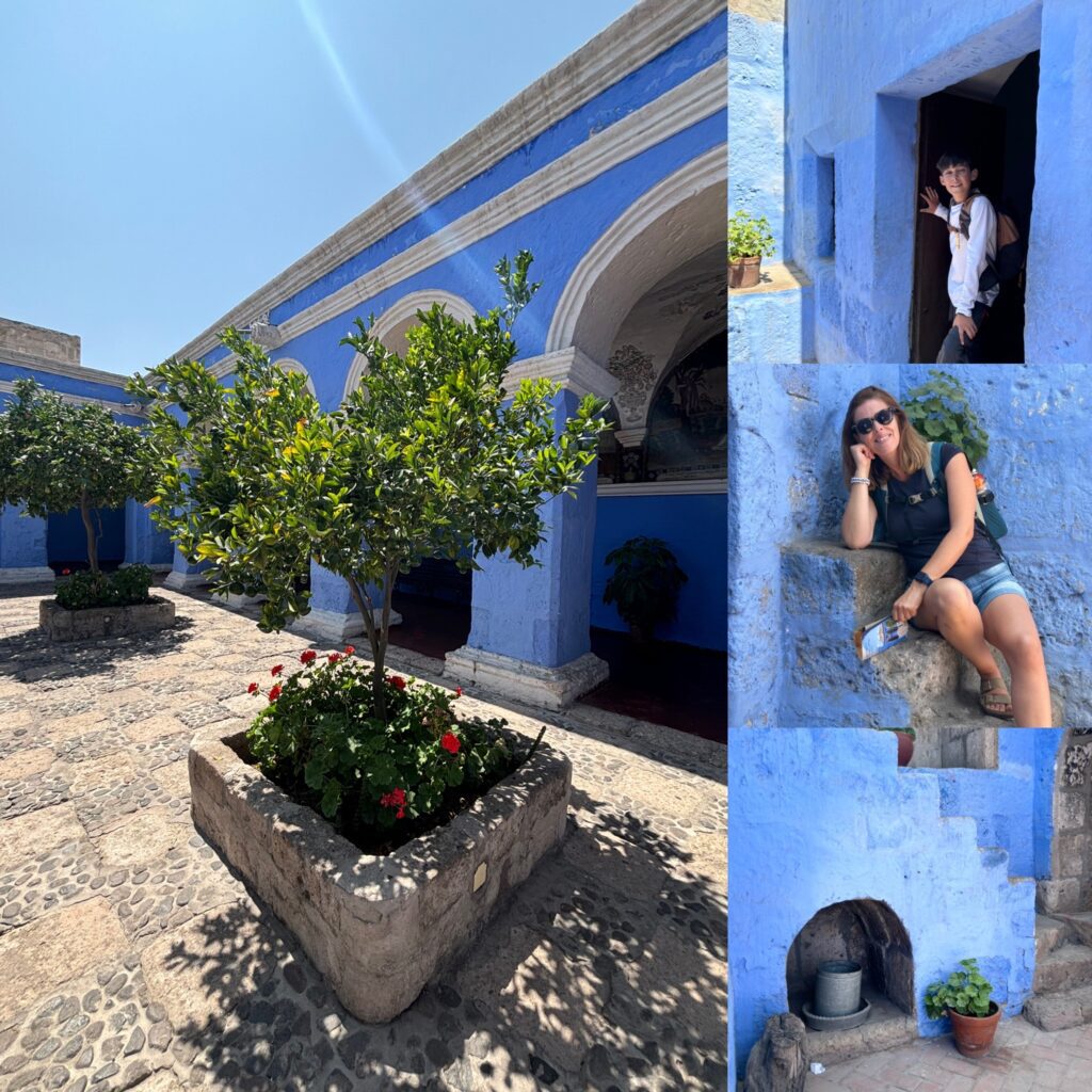 Couvent Santa Catalina aux murs colorés et patios fleuris à Arequipa.