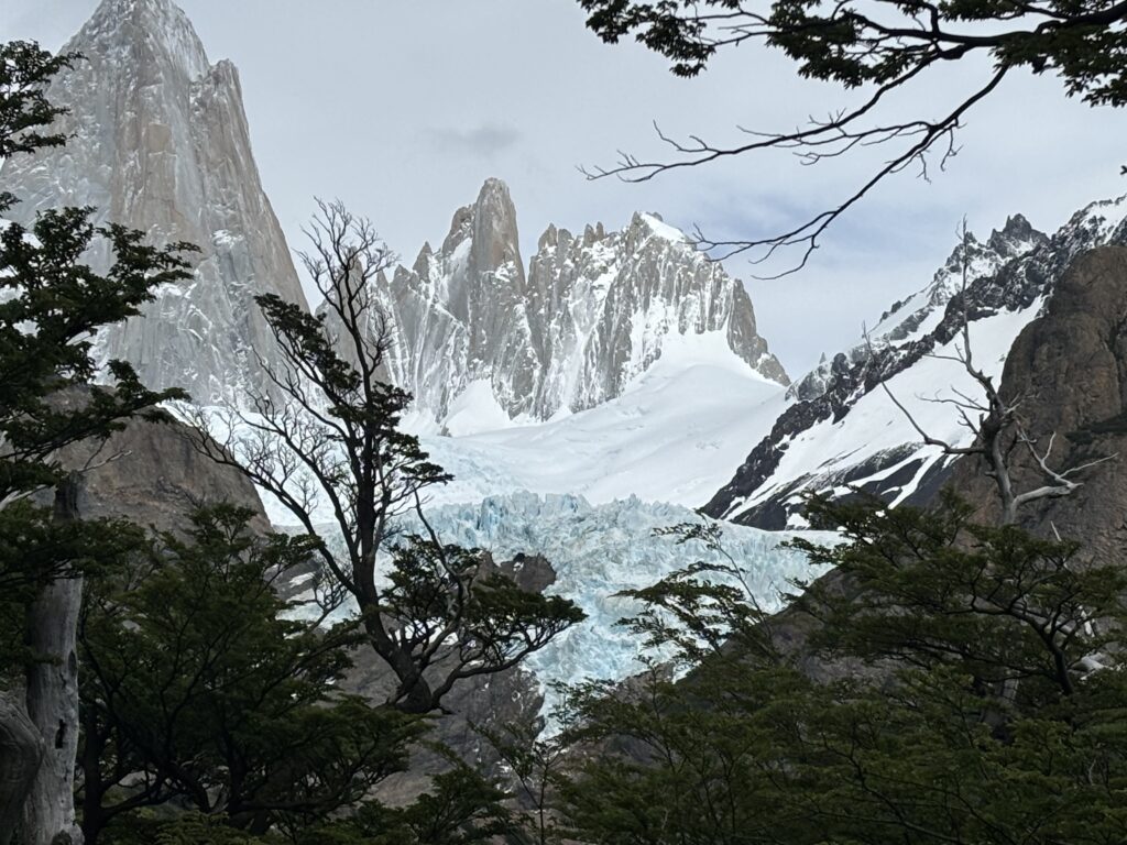 Glacier Piedras Blancas à El Chaltén, sur le chemin de la Laguna de los Tres.